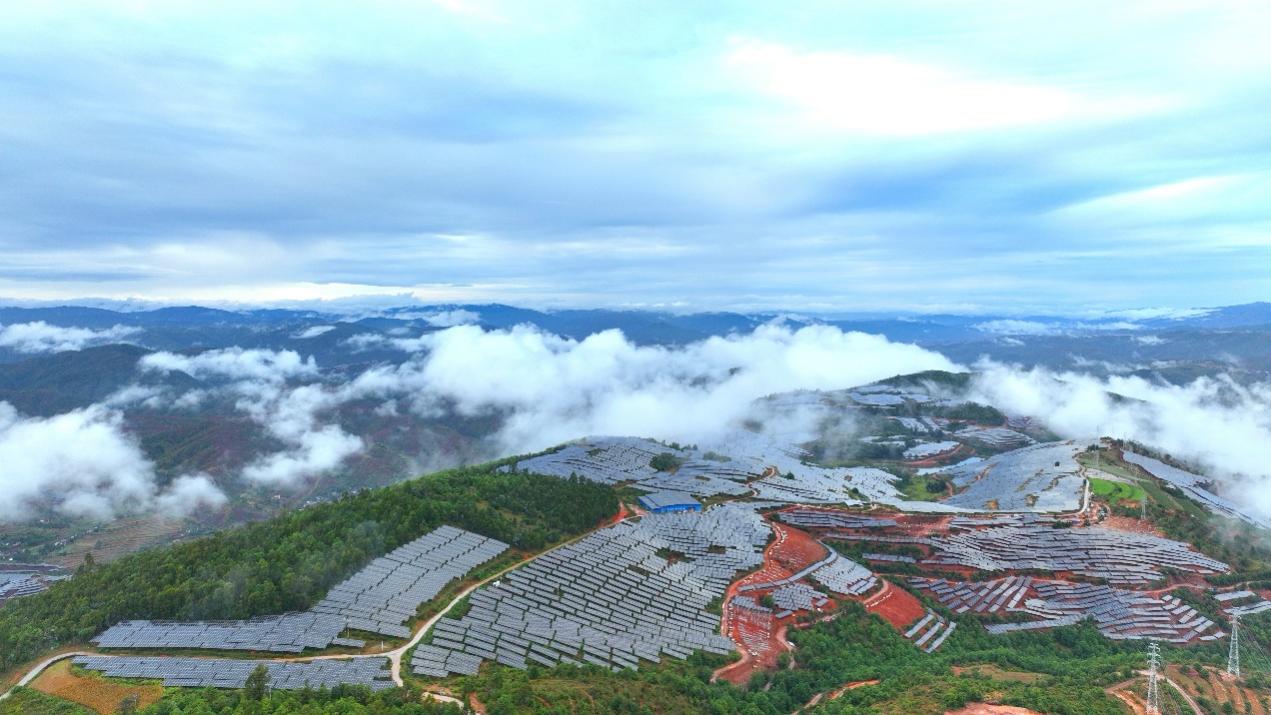 京能国际：在绿水青山中绘就多彩能源画卷