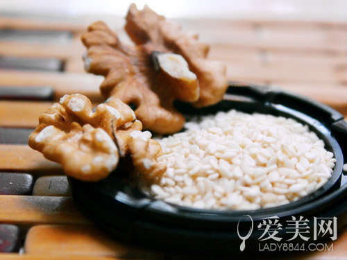  健康是最好的犒劳！分享2015年养生日历 