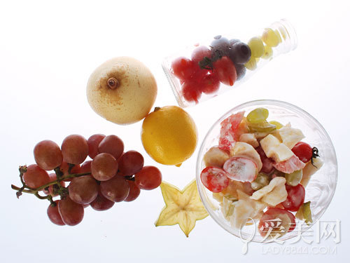  酸酸甜甜的天然良药，吃对水果养生有奇效 