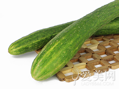  蔬菜水果华山论剑 细数吃葡萄吐不吐皮的那些事 