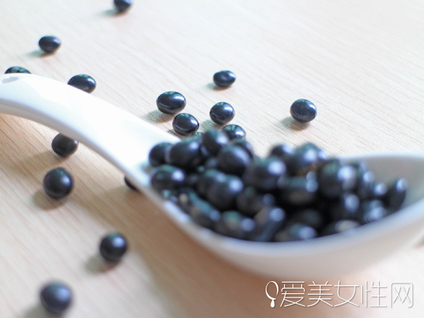  7种黑色健康食物 秋冬季节补肾又补气 