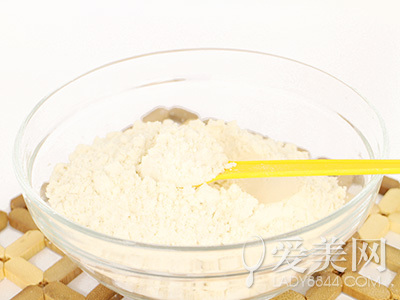  羽绒服要常温手洗！冬天衣服清洗保养大全 