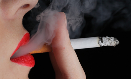 &ldquo;指尖上的灰霾&rdquo;伤肺更伤&ldquo;心&rdquo;