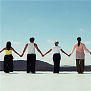 华立"青蒿公益"足迹45年遍布海内外