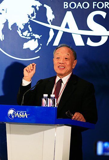 李肇星：中医药国际化应体现创新发展理念