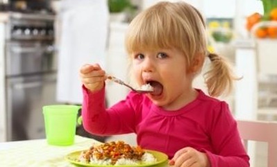 哪些措施有助于预防小儿肺炎？