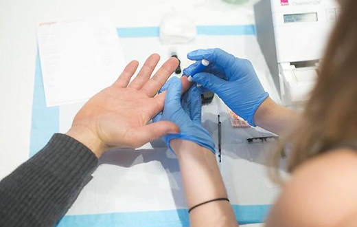 定期检测胆固醇