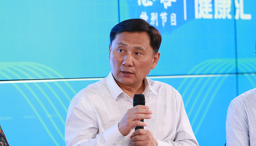 北京大学第一医院心内科及心脏中心主任霍勇现场发言