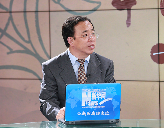 中西医应各自发挥长处，共同提高肿瘤治疗疗效。