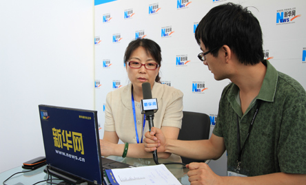 访烟台渤海制药集团有限公司副总经理潘华