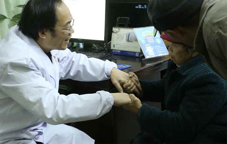 致敬伟大改革｜对话40年，讲述身边的健康故事（第三集）&mdash;&mdash;有了新农合，看病不再愁