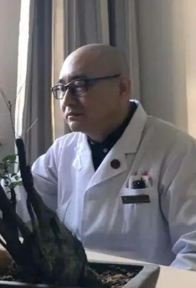 杨志旭：一颗为中医药事业奉献终身的赤诚之心