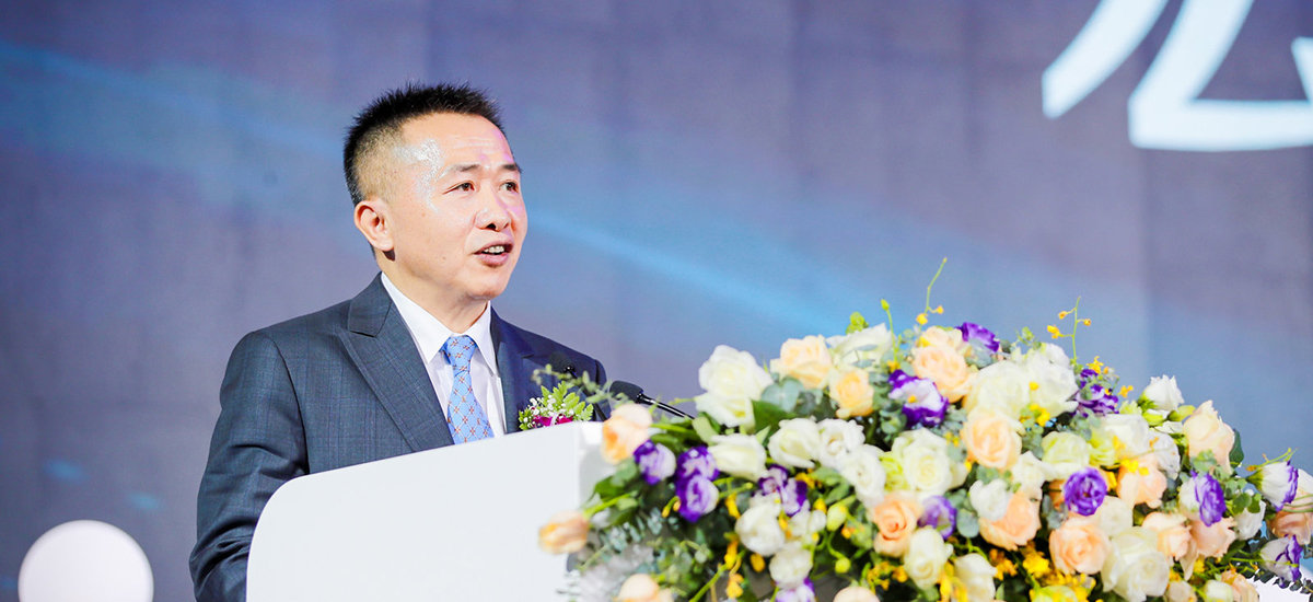 云南健之佳健康连锁店股份有限公司董事长蓝波