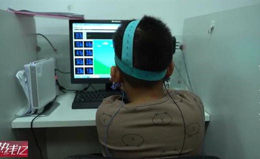 《热线12》 新生（上）