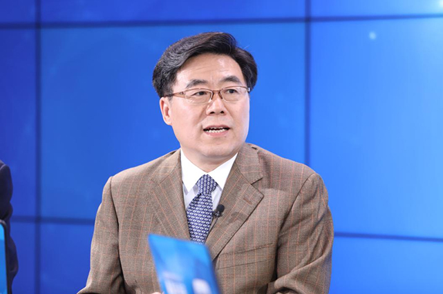 呼吁医务人员重视流感病毒 提升老年群体疫苗接种率