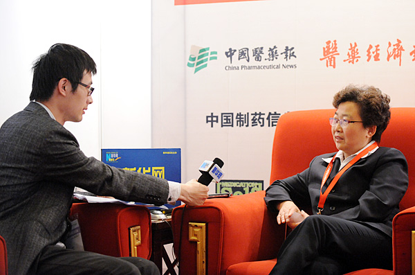 上海玉瑞药业总经理尹秀珍接受新华网专访
