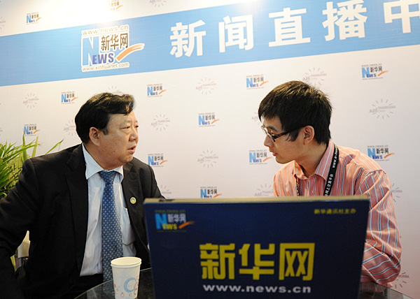 河北金木药业董事长钮金木接受新华网专访