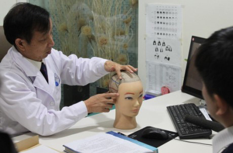 毛发移植后，多久能看到效果