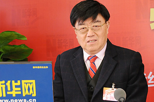 扬子江药业董事长徐镜人