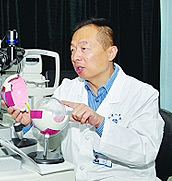 刘庆淮:助“水晶球男孩”考上大学