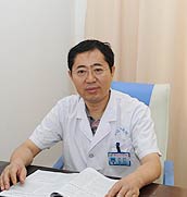 黄侣新：练就精湛技术只为患者