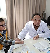 祁宝玉：看病要”辨证与辨病相结合”