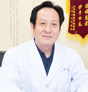 王玉堂：以真诚的微笑对待每一位病人