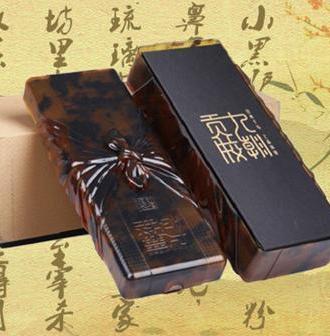 谁成就了东阿阿胶