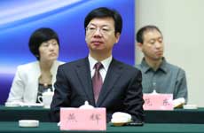 国家食品药品监管局信息中心副主任燕辉