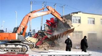 南关区依法拆除四处违建