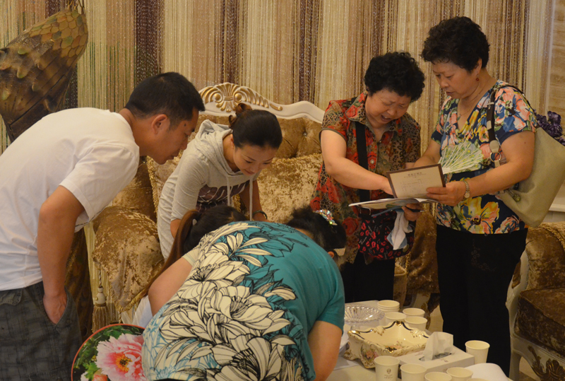 泉天下认筹活动现场