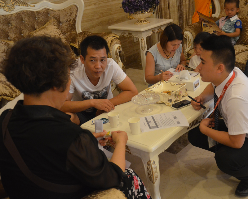 泉天下认筹活动现场