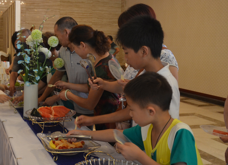 泉天下认筹活动现场