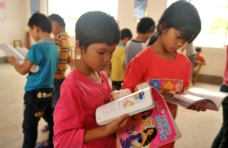 中国梦·发现之旅·广西行—新华网携手娃哈哈营养关爱情满春“晓”大型公益活动