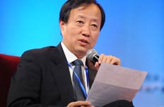 经济参考报总编辑 杜跃进