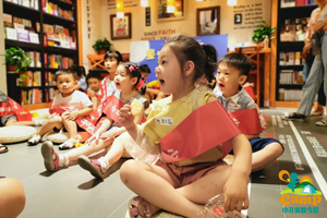 小孔雀夏令营：让社区陪伴童年