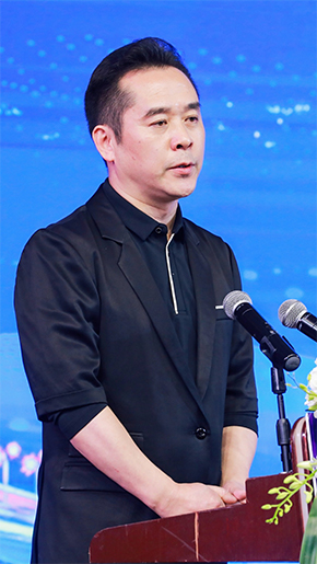 中共广州市委宣传部副部长 朱小燚