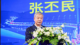 中国电影基金会理事长、国家广电总局原副总局长张丕民致辞