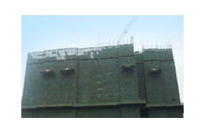 新楼盘尚是框架 交房日售楼部无人群情激愤