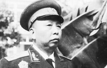 华国锋的贵人是他?