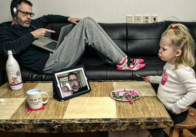 萌萝莉和百变老爸