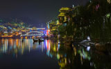 凤凰古城炫丽的夜景 张旭