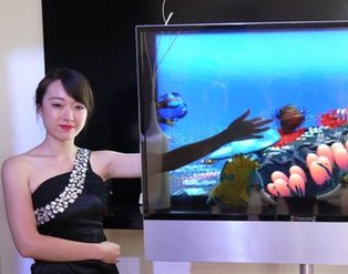 海信透明3D电视看“透”屏幕