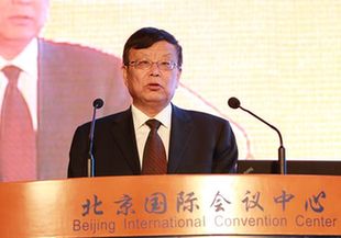 全国政协常委、九三学社赖明发言