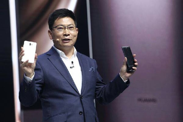 华为发布Mate9系列新品:进一步卡位高端市场