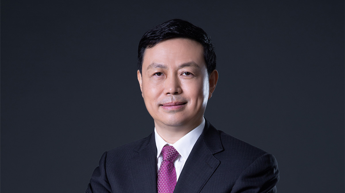 中国移动董事长杨杰：推进数智化转型 实现高质量发展