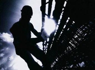 三问建筑业工伤保险新规