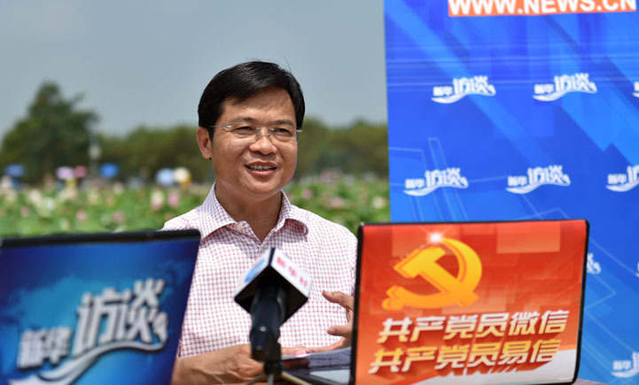 李建锋：民生问题解决不好就该挨&ldquo;拍砖&rdquo;