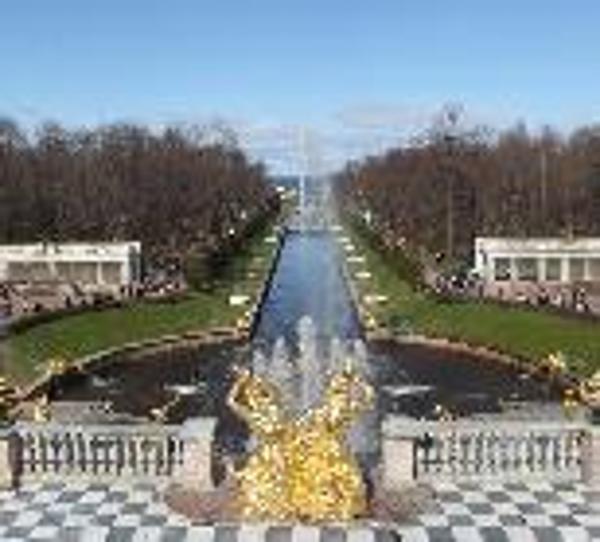 俄罗斯夏宫喷泉季开始