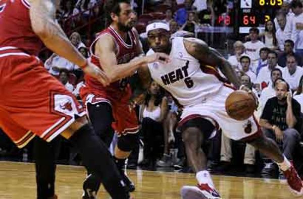 NBA季后赛：热火胜公牛